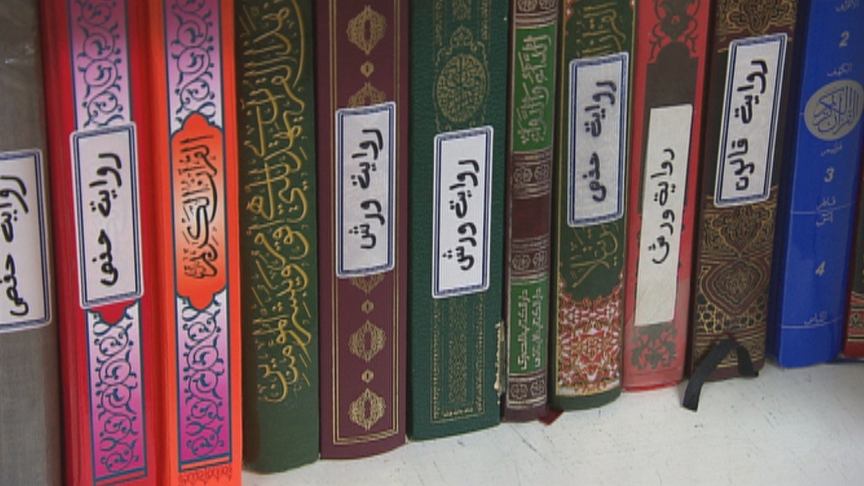 Des livres à la mosquée de Trois-Rivières