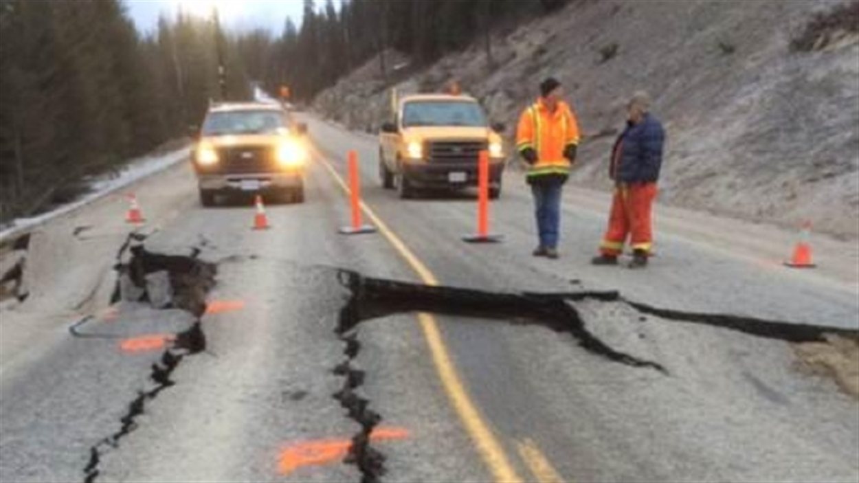 L'autoroute 6 est interdite à la circulation près de Nakusp