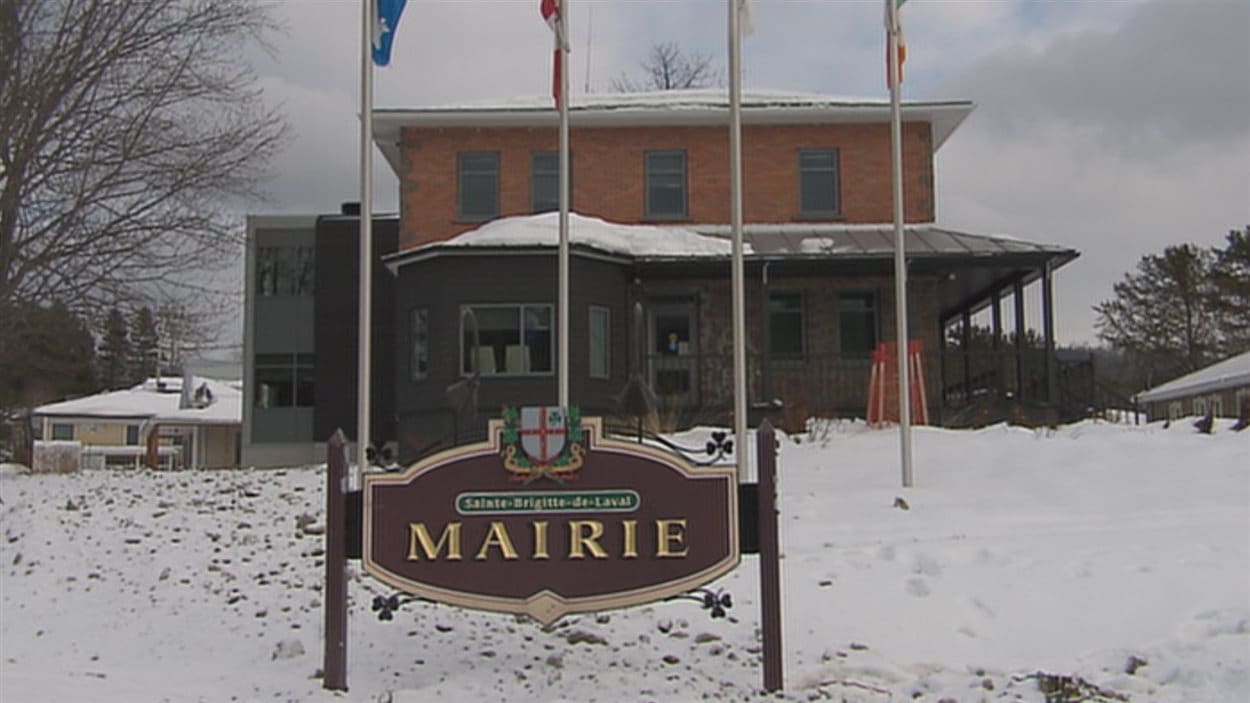 SainteBrigittedeLaval un autre directeur général remercié RadioCanada