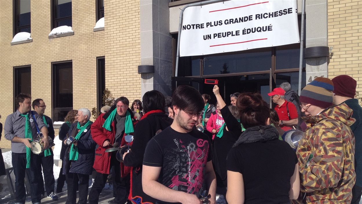 Manifestation en cours au Cégep de l'Abitibi-Témiscamingue à Rouyn-Noranda