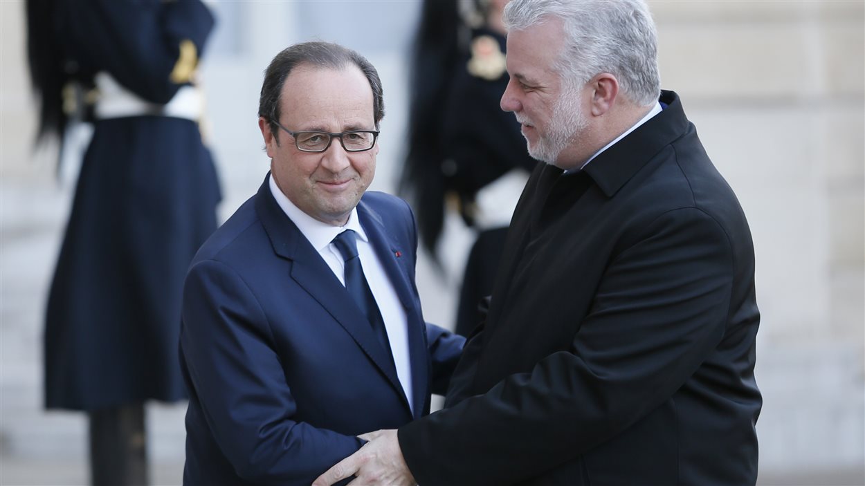 Philippe Couillard et François Hollande à Paris