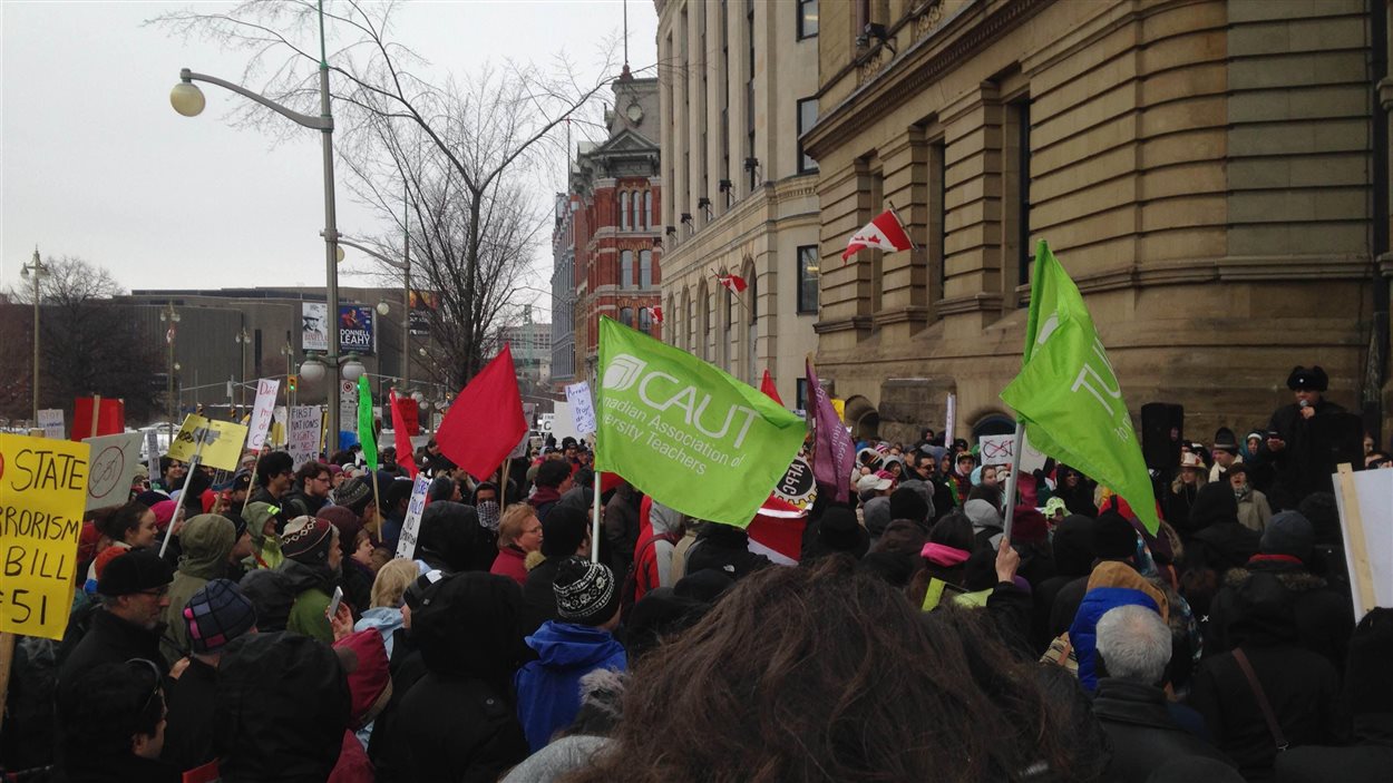 Manifestation à Ottawa pour dénoncer le projet de loi C-51, le 14 mars