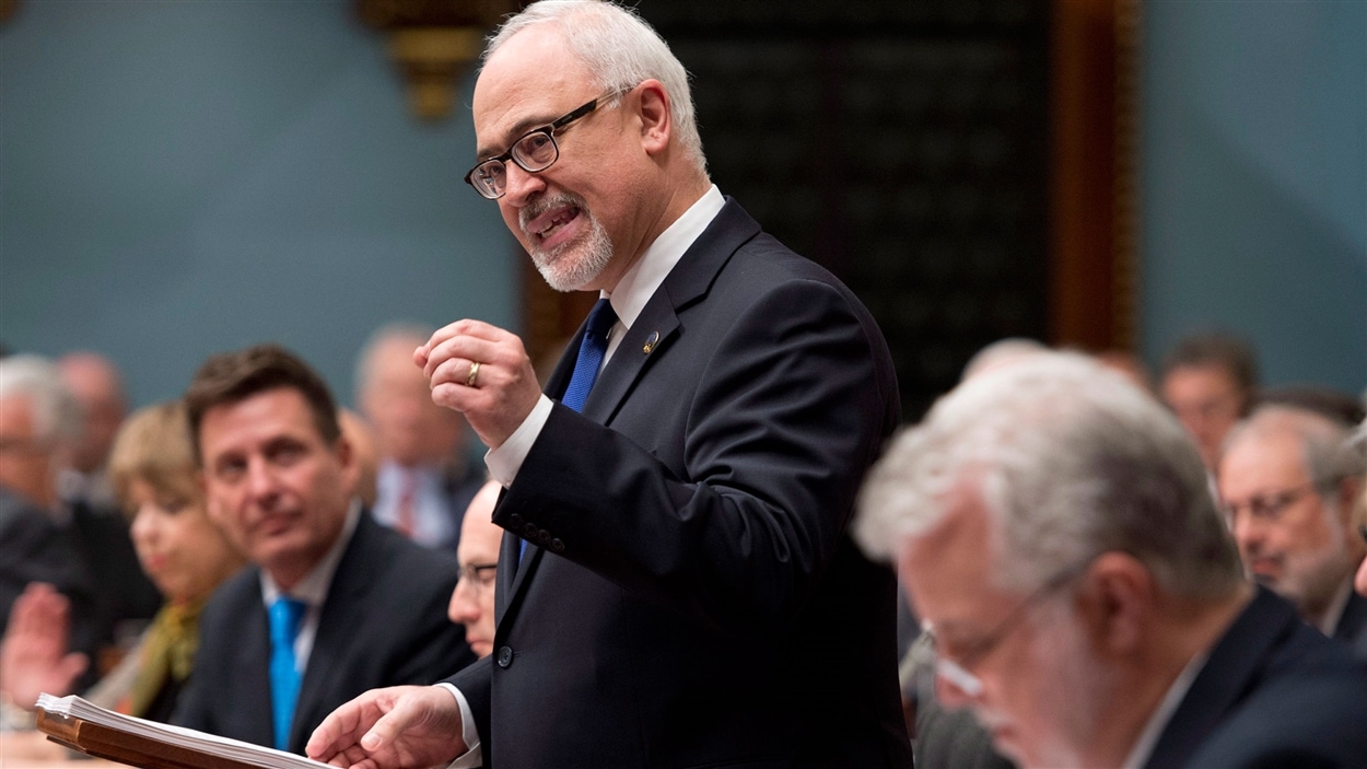 Le ministre des Finances du Québec, Carlos Leitao, lors du dépôt du budget, le 26 mars 2015.