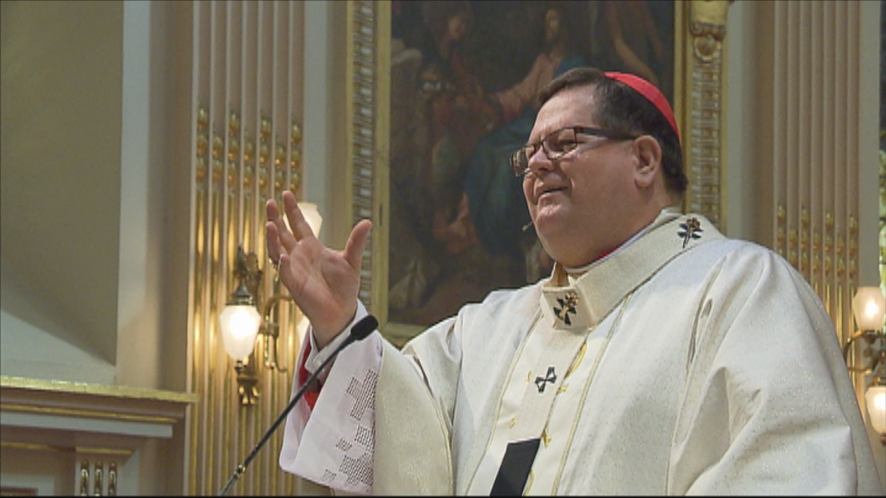 La traditionnelle messe de Pâques célébrée à Québec RadioCanada