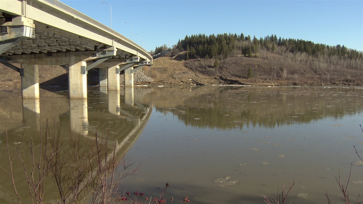 Déversement de diesel dans la rivière Saskatchewan Nord RadioCanada