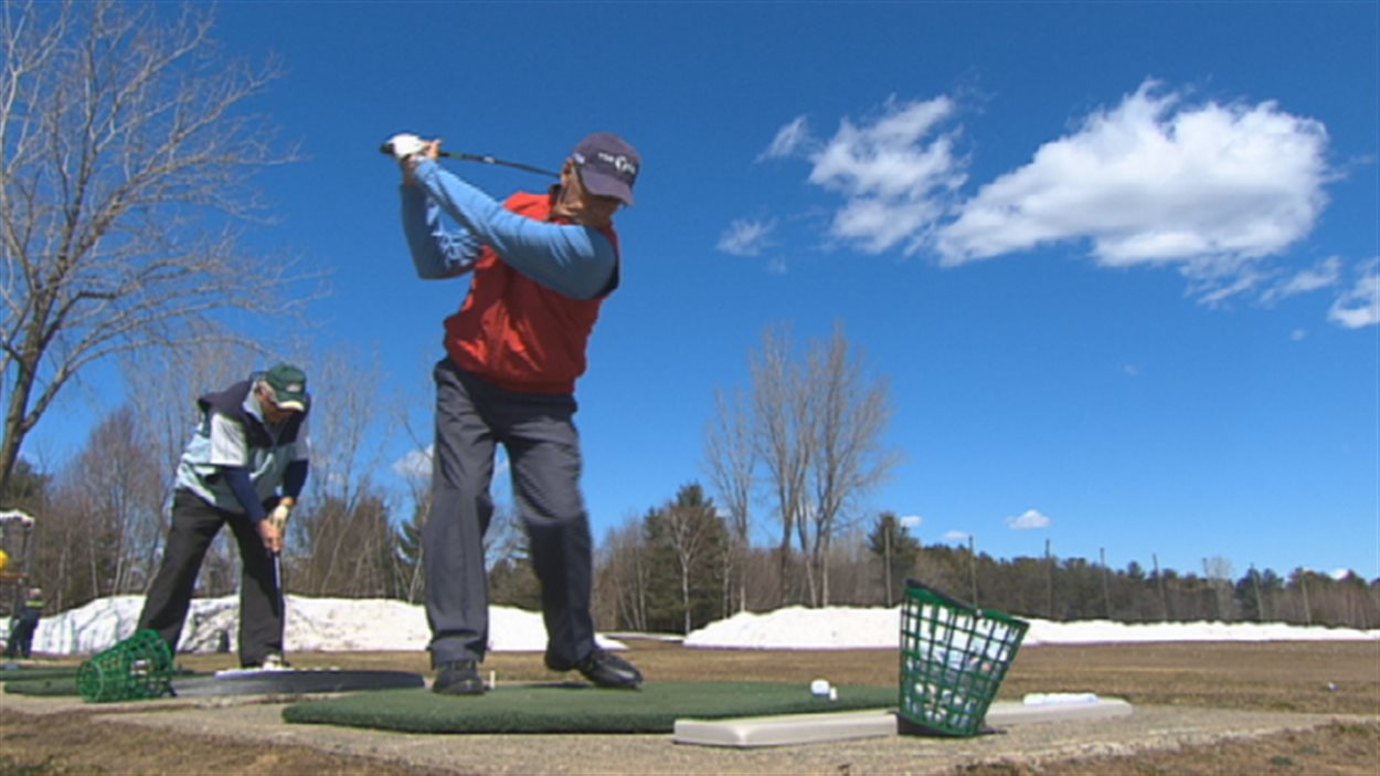 Début de la saison de golf dans la région RadioCanada