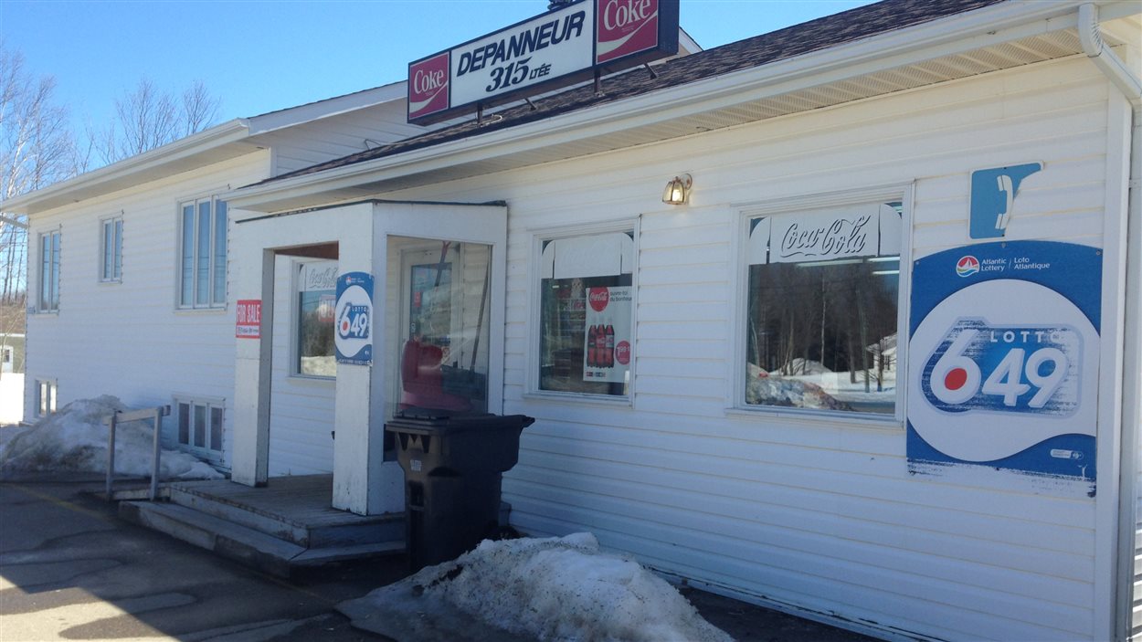 Cambriolage et enlèvement au Dépanneur 315, à PetitRocher Radio