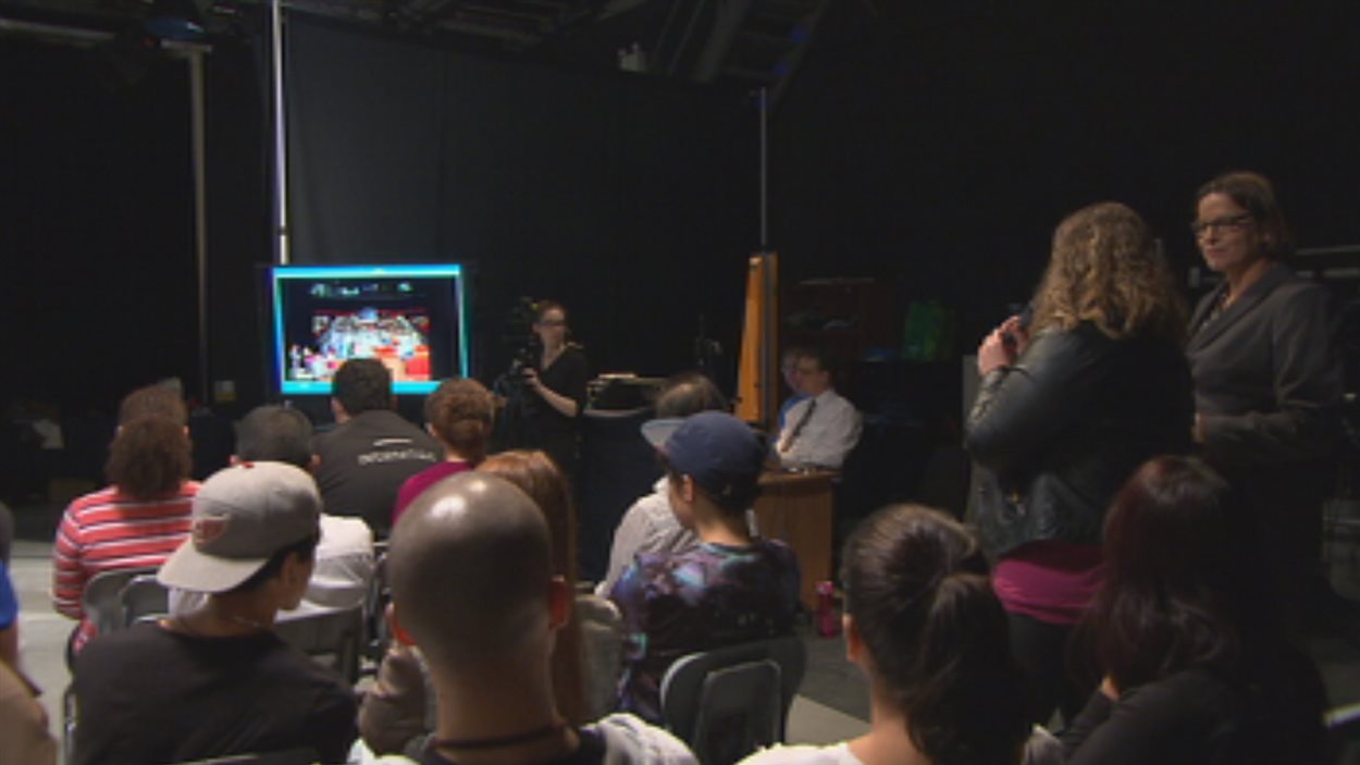 Plusieurs étudiants ont participé à la vidéoconférence