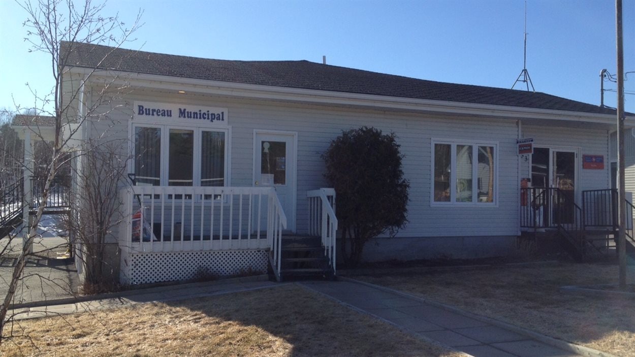 Denis Paquet est élu maire de Nédelec RadioCanada