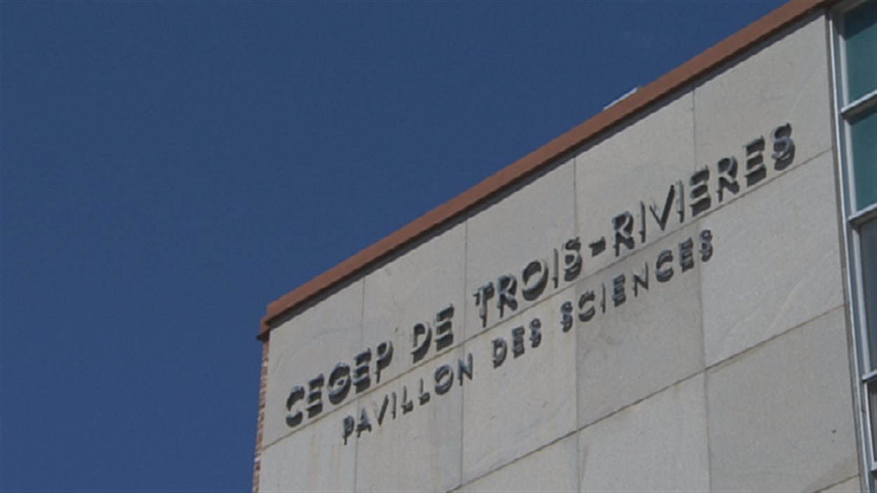 Cégep de TroisRivières session prolongée de 2 jours RadioCanada.ca
