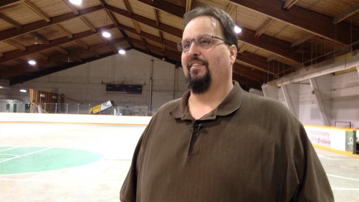 L'entraîneur de crosse junior Randy Trobak espère que le Rush d'Edmonton choisira la ville de Saskatoon s'il déménage.