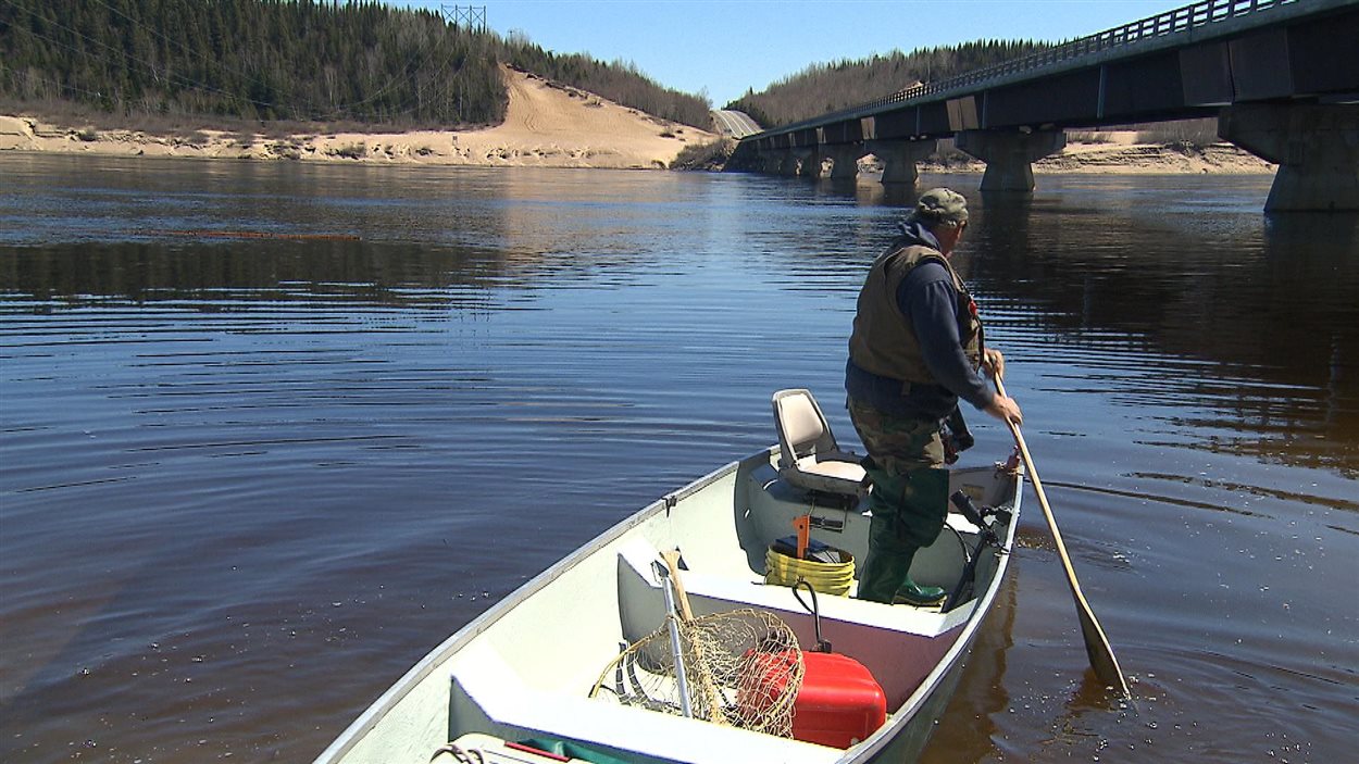 Début de la pêche au saumon RadioCanada