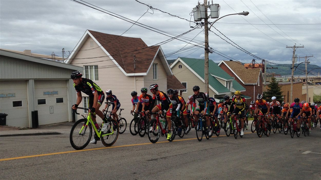 La première étape du Grand prix cycliste de Saguenay, dans l'arrondissement de La Baie.