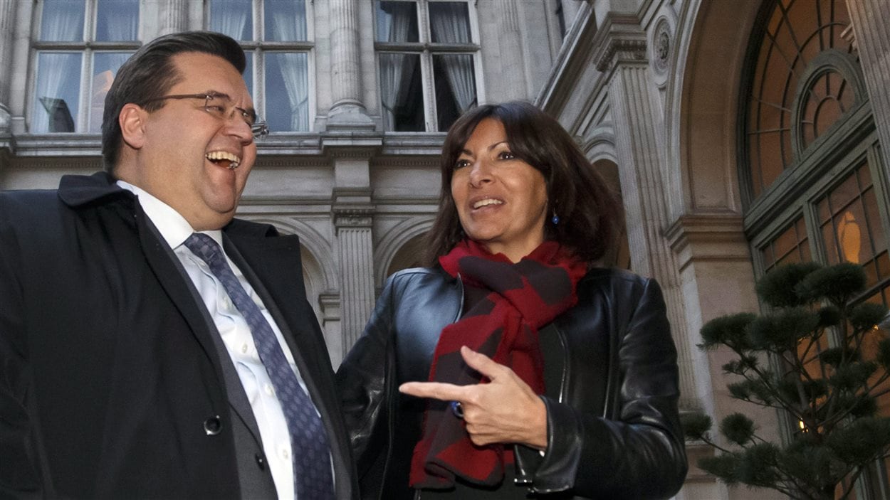Le maire Coderre en visite à Paris en février dernier, avec la mairesse Anne Hidalgo