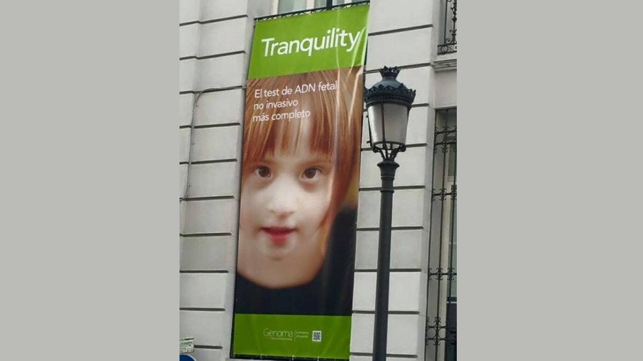 La publicité de la compagnie Genoma qui utilise sans sa permission la photo de la fille de Christine Hoos.