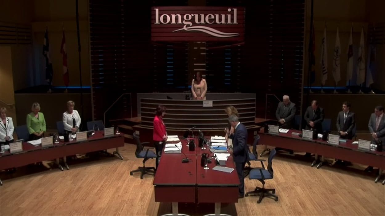 Conseil municipal de Longueuil, 16 juin 2015