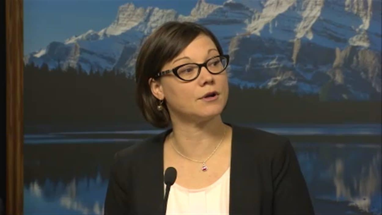 La ministre de l'Environnement de l'Alberta, Shannon Phillips