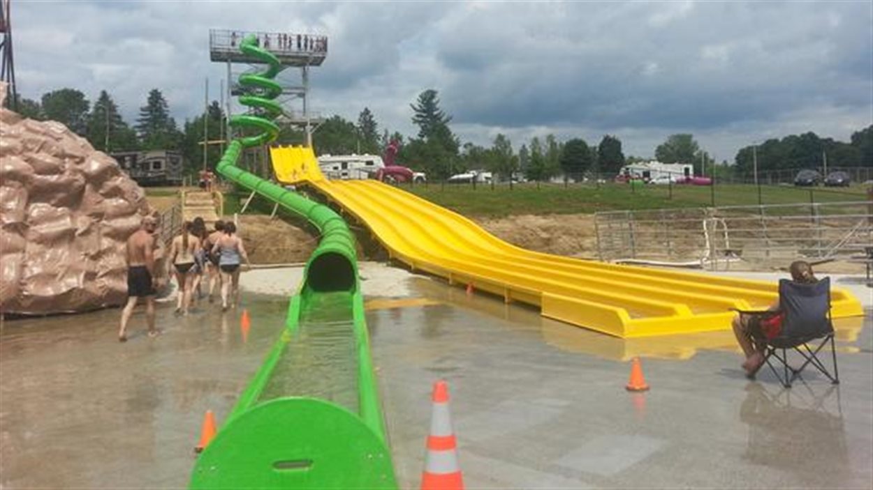 Un nouveau parc aquatique à SainteGenevièvedeBatiscan RadioCanada.ca
