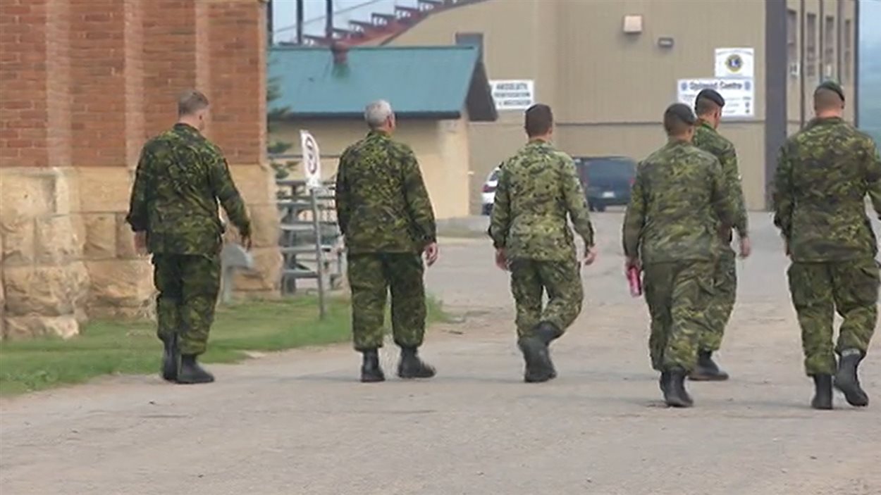 Ce sont 600 soldats canadiens qui combattent les feux actuellement.