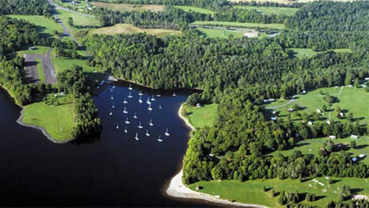 L'opposition au NouveauBrunswick défend les parcs provinciaux Radio