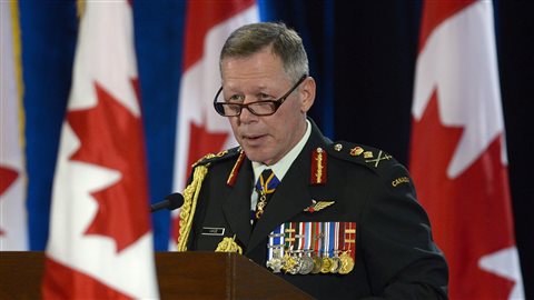 Le général Jonathan Vance a été confirmé dans ses fonctions de chef d'état-major des Forces canadiennes.