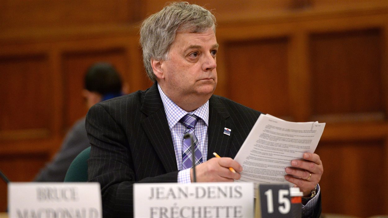 Le directeur parlementaire du budget Jean-Denis Fréchette