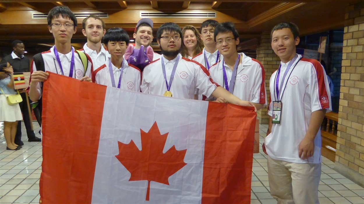 Quatre médailles pour la Roumanie aux Olympiades internationales de chimie