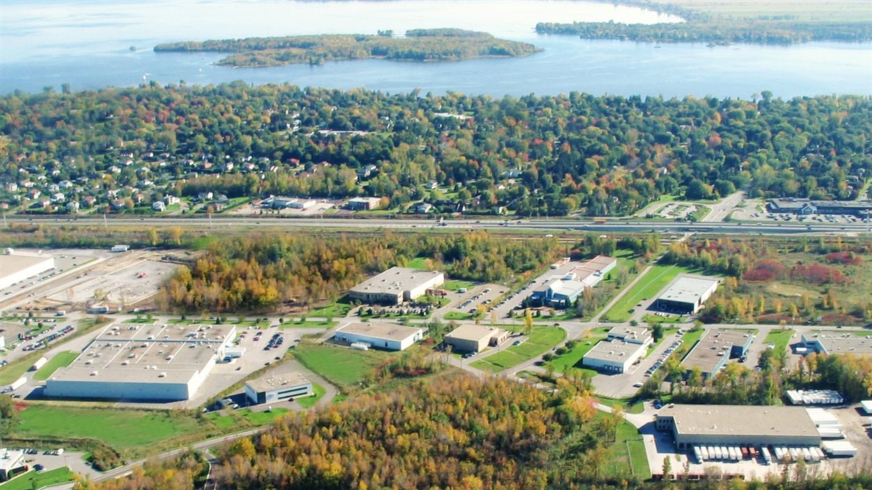 L’usine de carton de BaieD’Urfé ferme ses portes RadioCanada