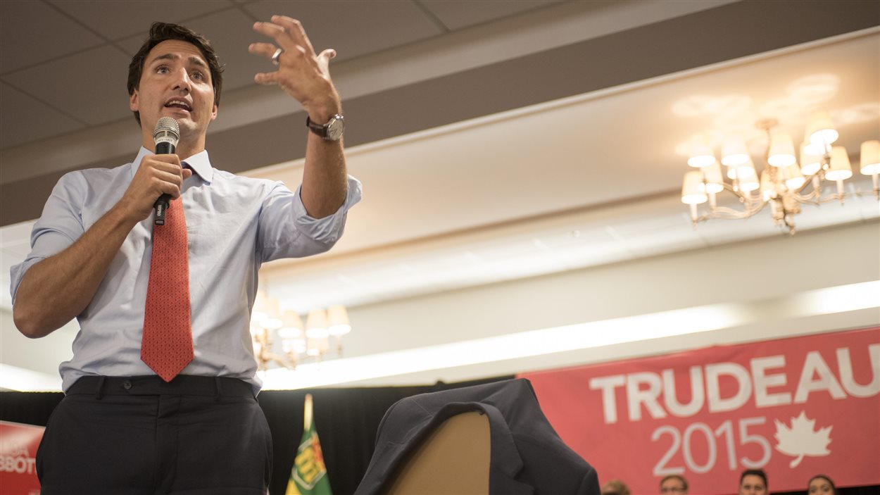 Justin Trudeau a répondu à des questions du public invité à l'assemblée publique de Saskatoon.