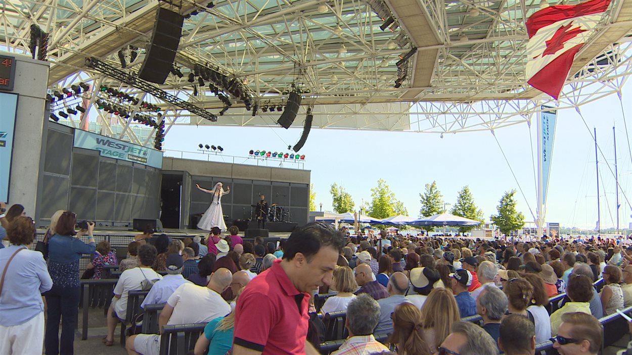 Des centaines d'Irano-canadiens assistent au Festival Tirgan de Toronto