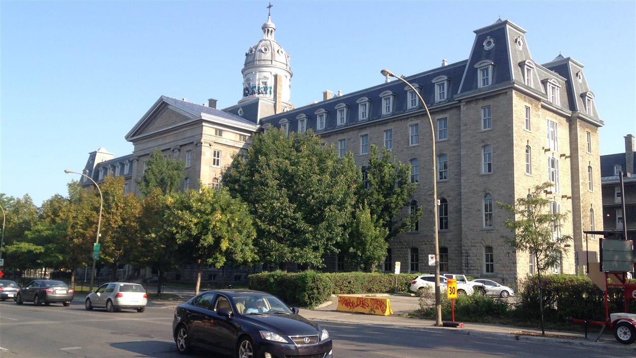L'édifice du 3725 rue Saint-Denis