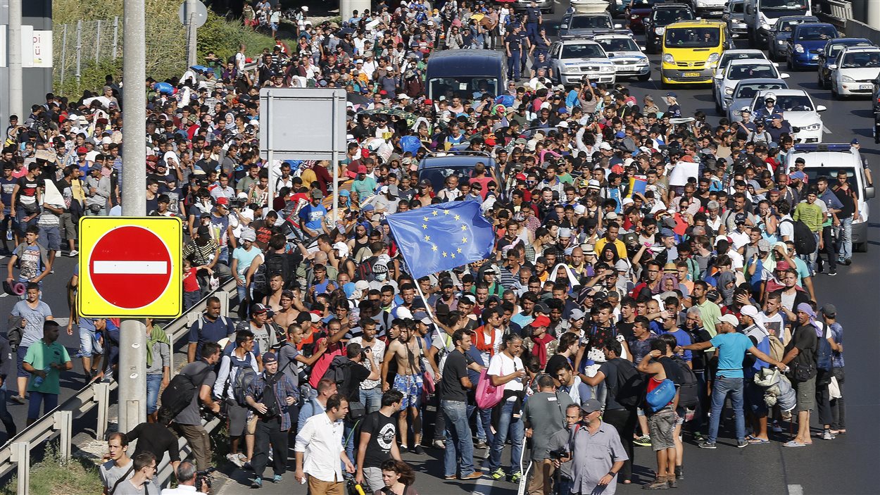 Des centaines de migrants à Budapest, en Hongrie, tentent de trouver refuge dans les pays européens.