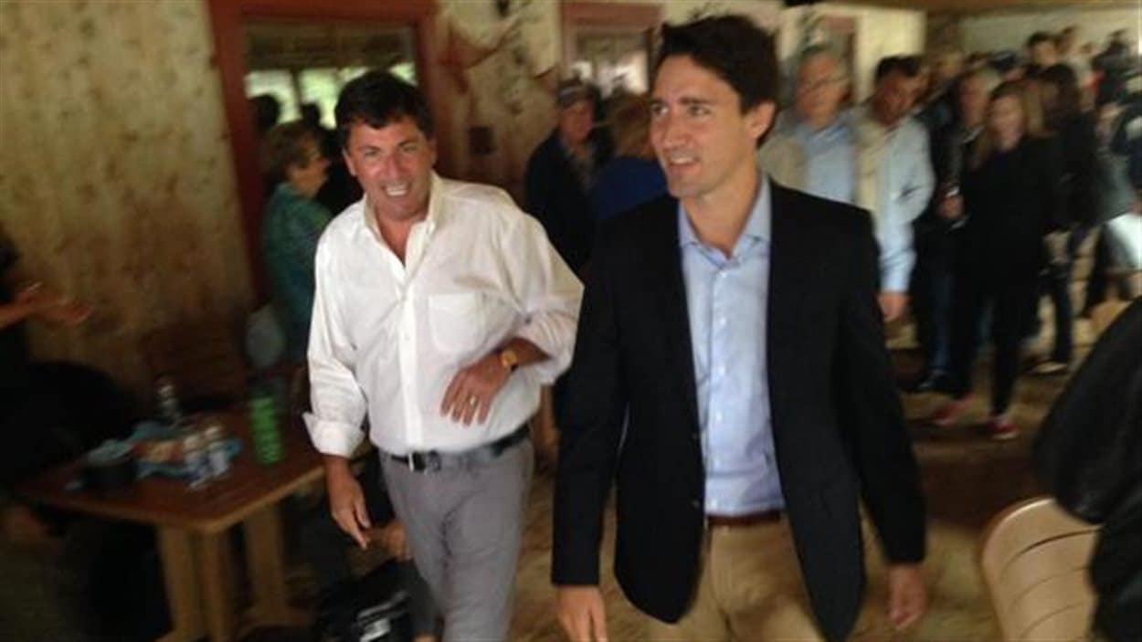 Justin Trudeau arrive au Pays de la Sagouine, mardi matin, pour une annonce de campagne