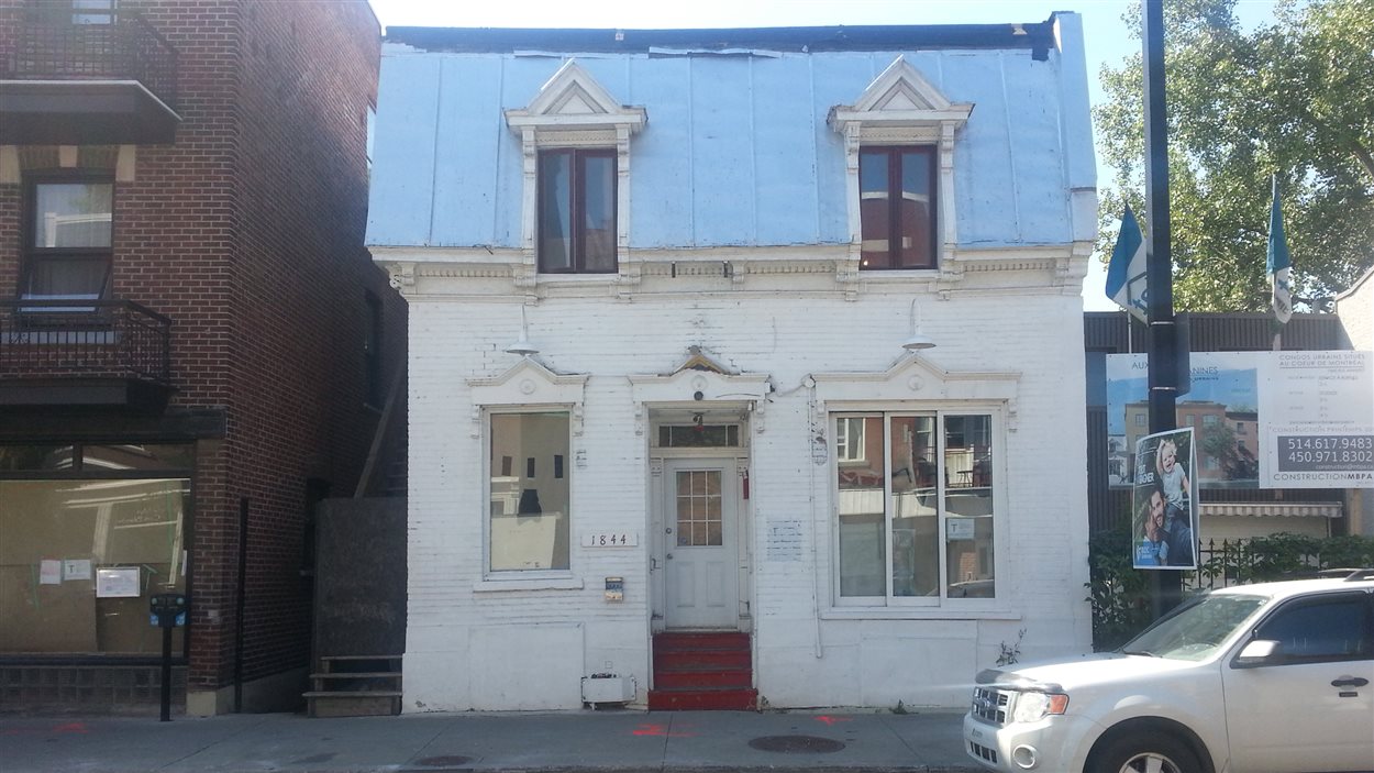 Le bâtiment de la rue Amherst à Montréal que des membre du groupe Arcade Fire veulent transformer en restaurant.
