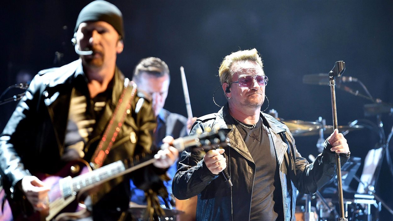 U2 en concert le 4 septembre 2015 à Turin, en Italie