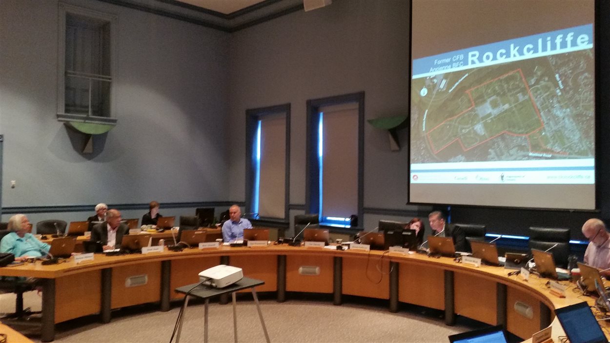 Le Comité de l'urbanisme de la Ville d'Ottawa donne son aval au projet.