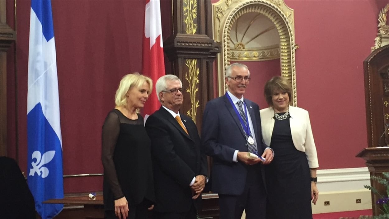 L'avocat fransaskois Roger Lepage a reçu l'Ordre des francophones d'Amérique à Québec.
