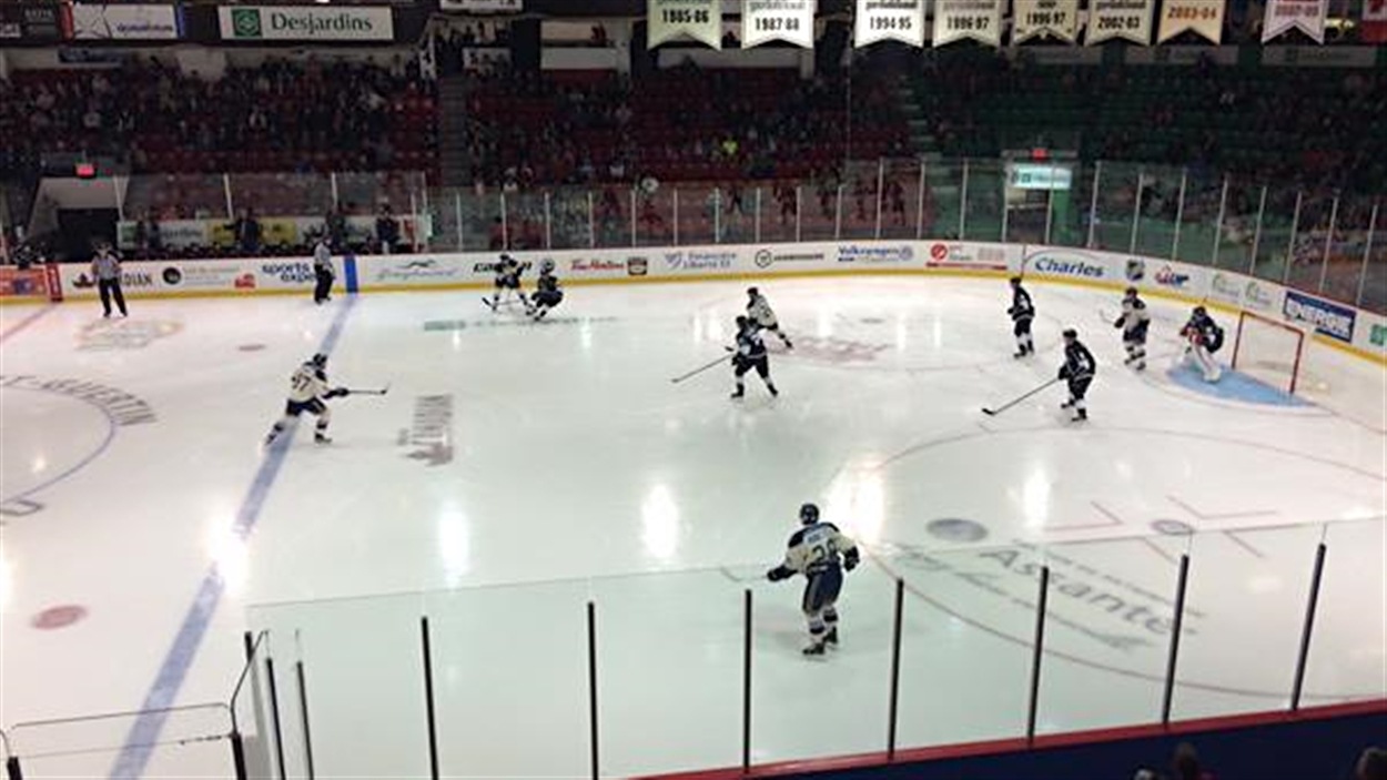 Les Olympiques de Gatineau ont subi la défaite, dimanche.