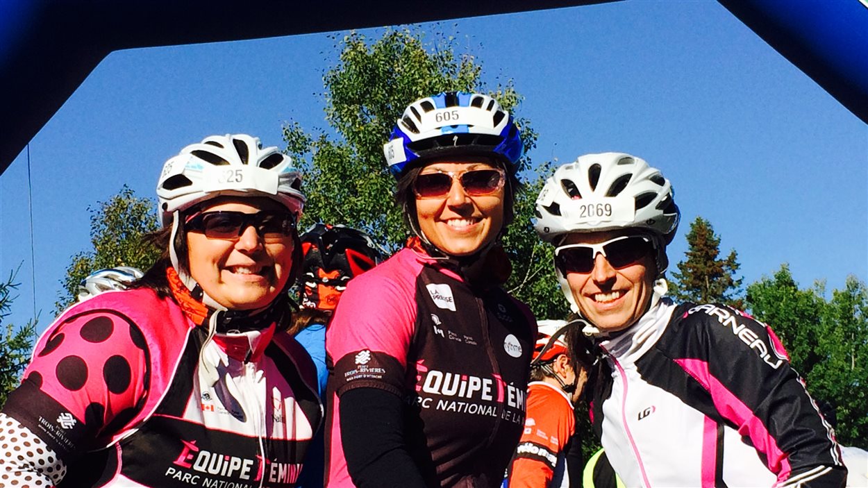 Sophie Lévesque, Isabelle Paquin et Karine Tremblay ont relevé un des Défis du parc de la Mauricie, soit la Cyclosportive Vélo Mag 105 km
