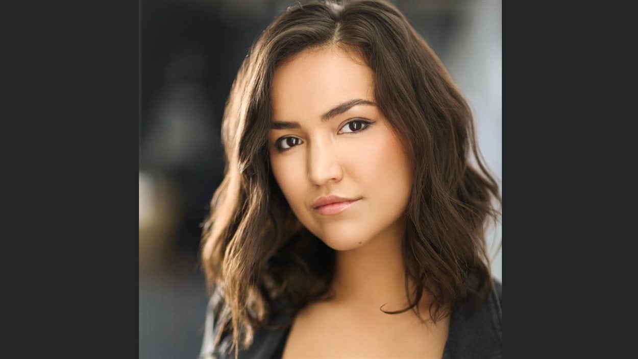 L'actrice canadienne autochtone Gracey Dove.