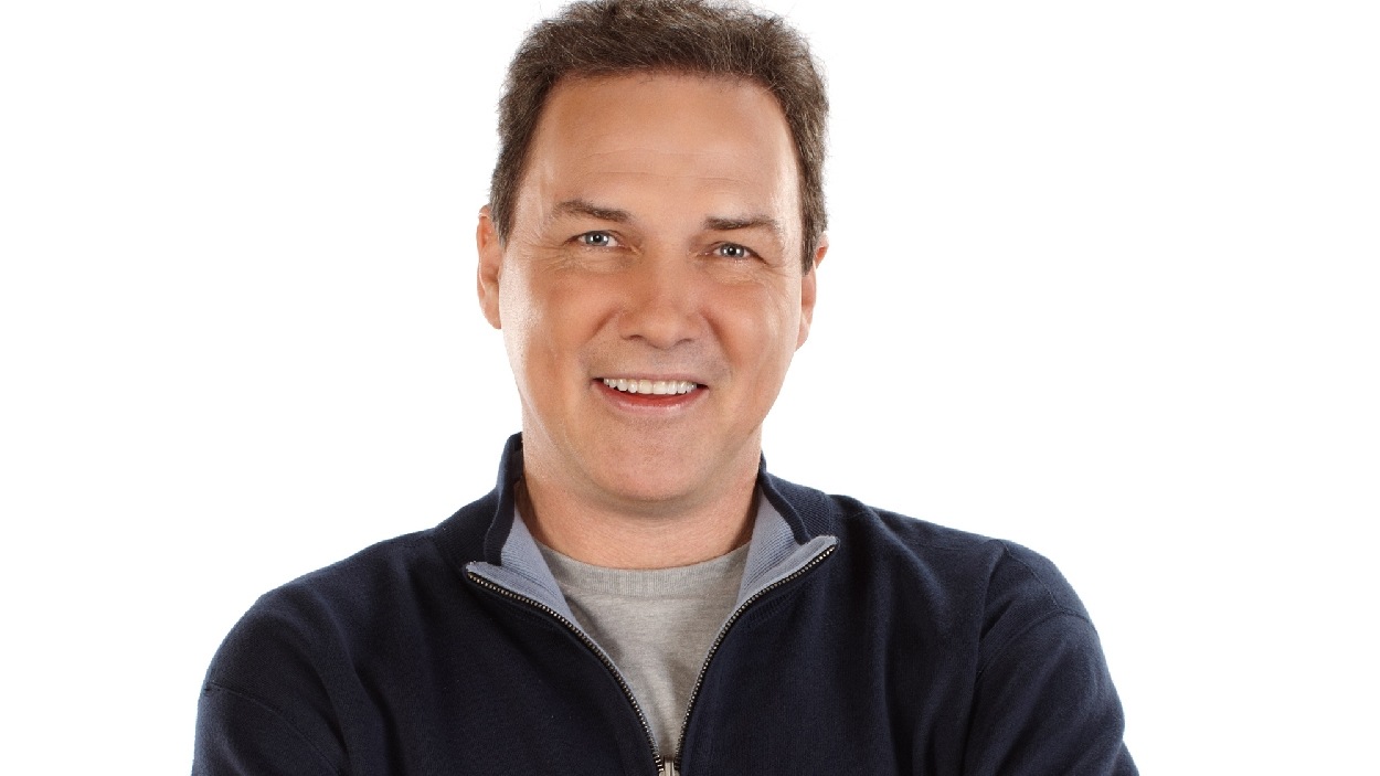 L Humoriste Norm Macdonald A La Barre Du Prochain Gala Des Prix Ecrans Canadiens Radio Canada Ca