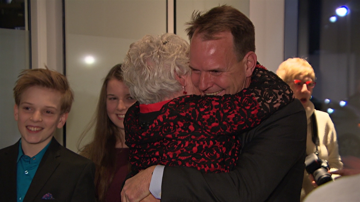 Steve MacKinnon est le nouveau député dans Gatineau.
