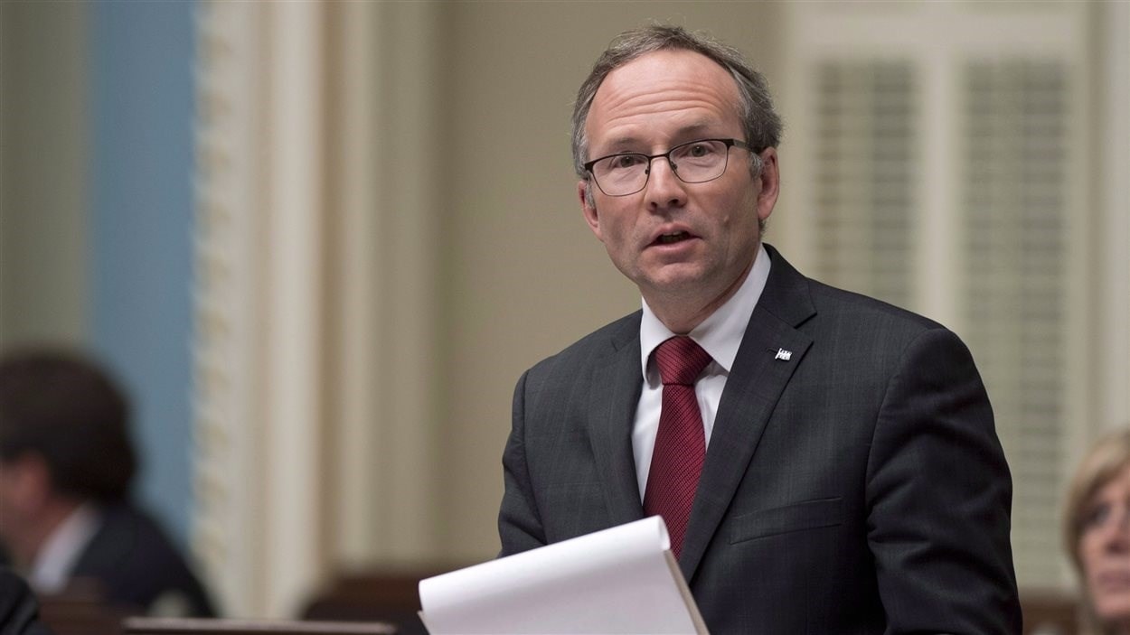 Entrevue avec Martin Coiteux, président du Conseil du trésor.