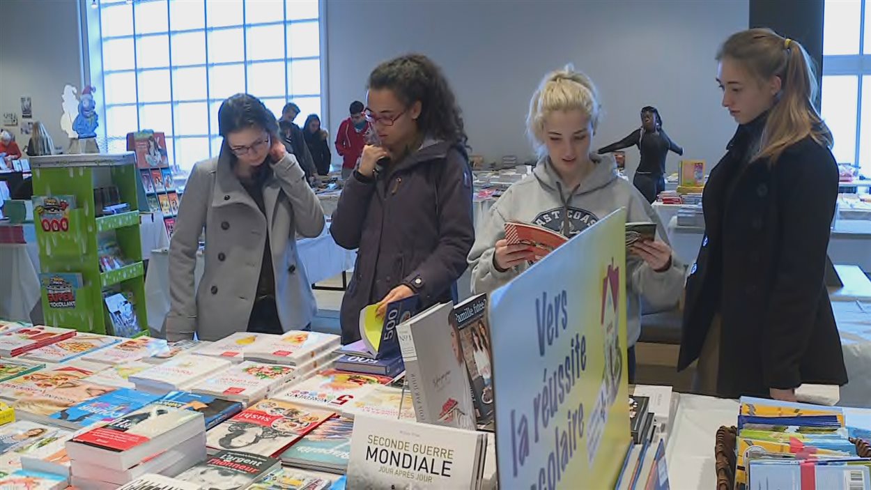 Le Salon du livre offre 5000 livres en français.