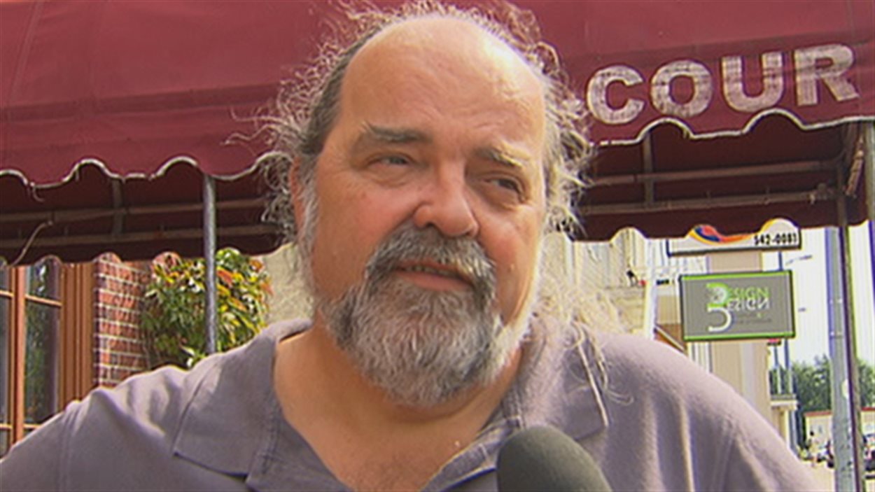 Café-Théâtre Côté-Cour : Réjean Bouchard renvoyé | Radio-Canada