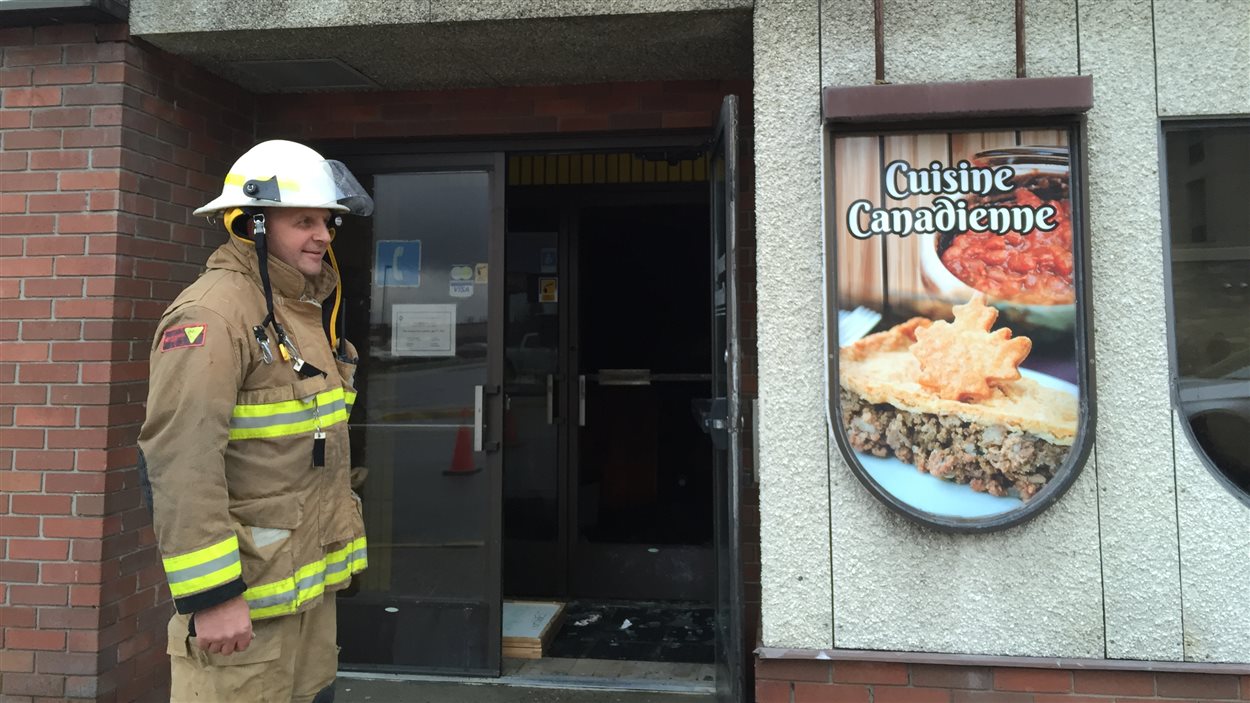 Un pompier au restaurant La Chaumière