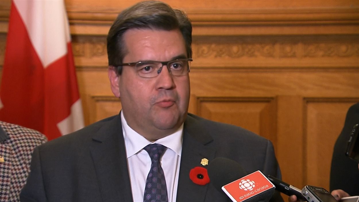 Denis Coderre réagit au nouvel arrêté ministériel.