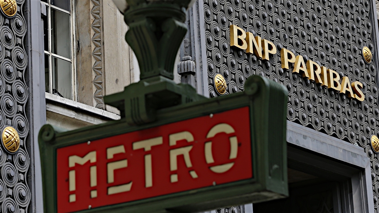 Une station de métro à Paris