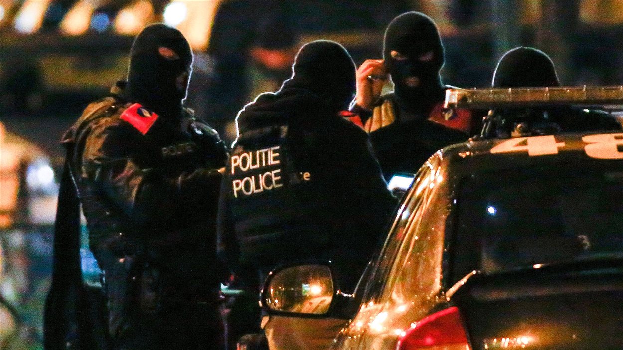 Des policiers à Bruxelles
