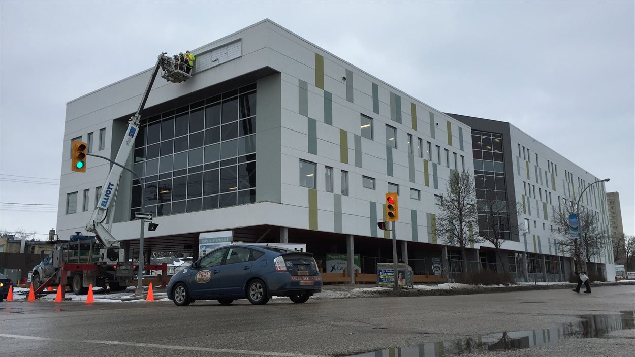 La construction des nouveaux locaux du Centre de santé Saint-Boniface sur la rue Goulet, à Winnipeg.